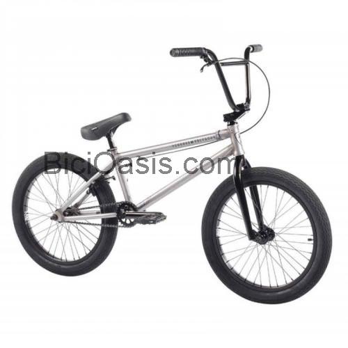 Subrosa Salvador opinión y ficha técnica